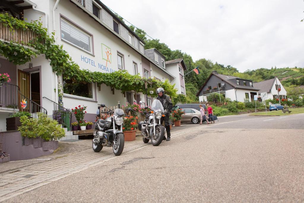 Hotel Emmerich Winningen Eksteriør bilde